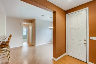 Photo #3: 2316053 Listing