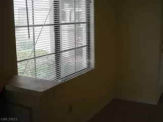 Photo #6: 2316062 Listing 