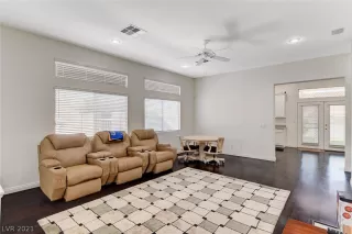 Photo #3: 2316064 Listing 