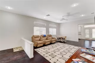 Photo #4: 2316064 Listing 