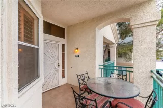 Photo #1: 2316071 Listing