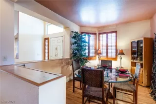 Photo #2: 2316071 Listing