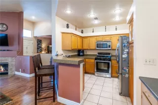 Photo #6: 2316071 Listing