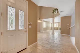 Photo #3: 2316083 Listing 