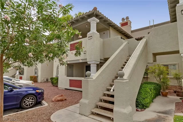 MLS: 2316131 Condo For Sale