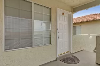 Photo #4: 2316131 Listing