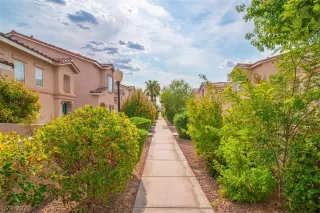 Photo #1: 2316192 Listing