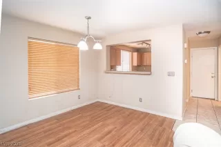 Photo #6: 2316192 Listing