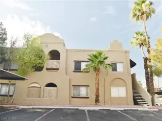 Photo #5: 2316202 Listing 