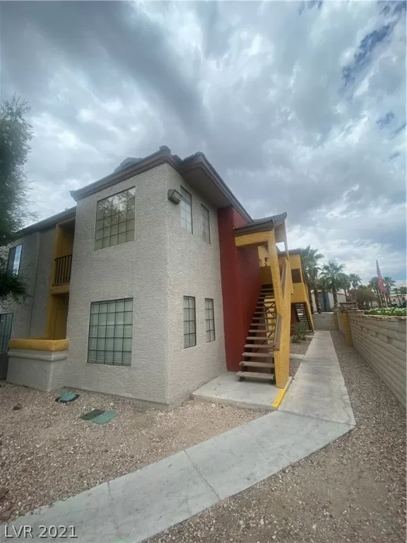 MLS: 2316232 Condo For Sale