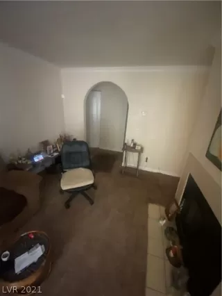 Photo #4: 2316232 Listing