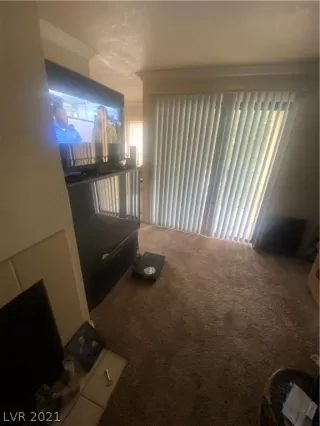 Photo #5: 2316232 Listing