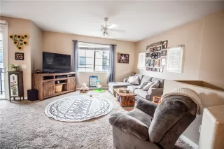 Photo #2: 2316236 Listing