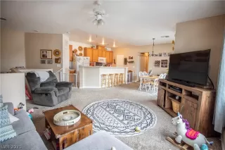 Photo #3: 2316236 Listing