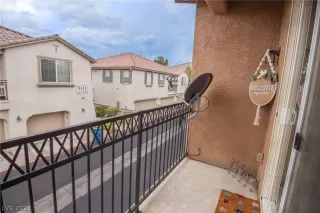 Photo #5: 2316236 Listing