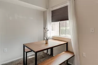 Photo #5: 2316238 Listing 