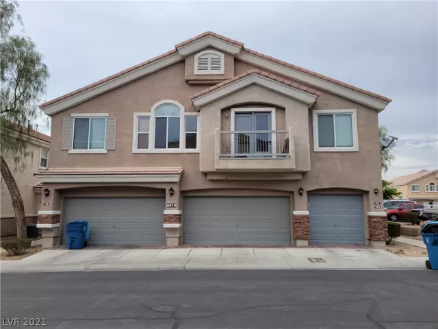 MLS: 2316308 Condo For Sale