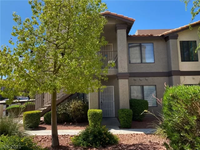 MLS: 2316315 Condo For Sale