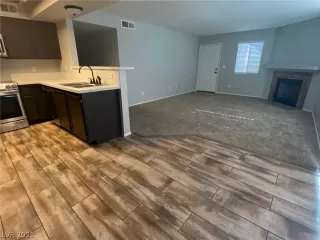 Photo #6: 2316315 Listing 