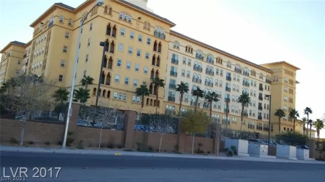 MLS: 2316360 Condo For Sale