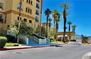 Photo #1: 2316365 Listing 