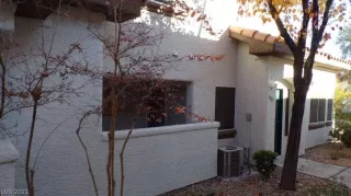 Photo #2: 2316367 Listing 