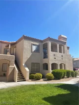 Photo #1: 2316369 Listing