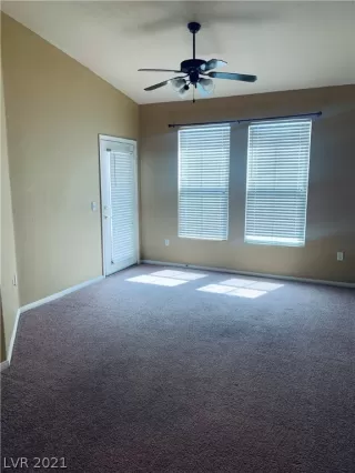 Photo #4: 2316384 Listing 