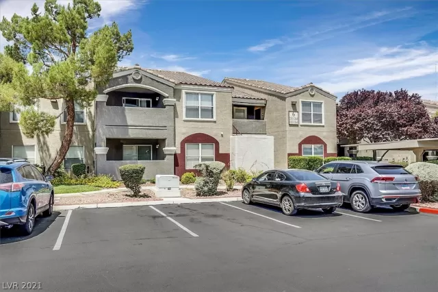 MLS: 2316392 Condo For Sale