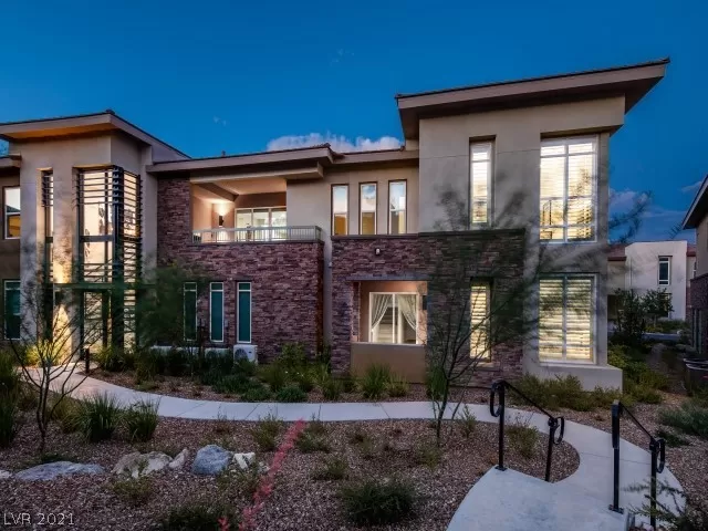 MLS: 2316426 Condo For Sale