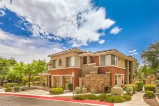 Photo #1: 2316430 Listing 