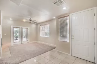 Photo #3: 2316430 Listing 