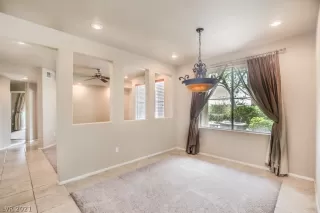 Photo #6: 2316430 Listing 