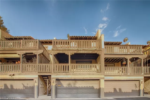 MLS: 2316538 Condo For Sale