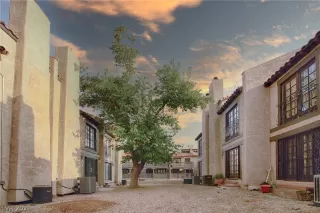 Photo #1: 2316538 Listing