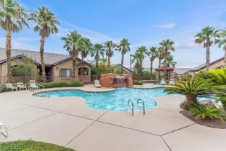 Photo #1: 2316581 Listing