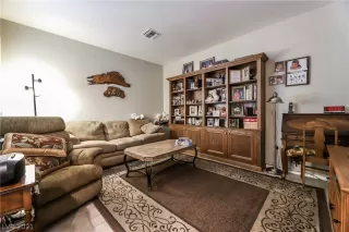 Photo #3: 2316595 Listing 
