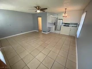 Photo #4: 2316598 Listing 