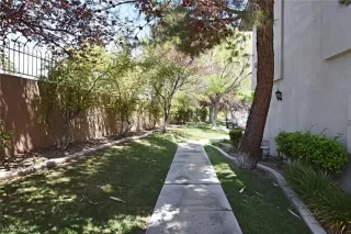 Photo #5: 2316641 Listing 