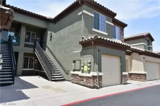 Photo #1: 2316661 Listing 