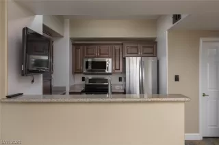 Photo #3: 2316676 Listing 