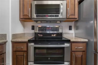 Photo #6: 2316676 Listing 