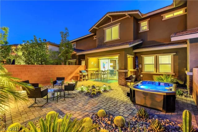 MLS: 2316685 Condo For Sale