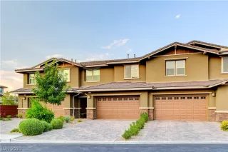 Photo #1: 2316685 Listing 