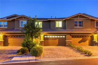 Photo #2: 2316685 Listing 