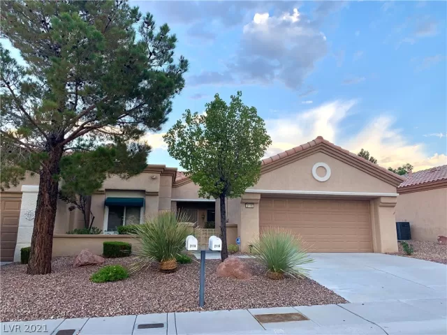 MLS: 2316691 Condo For Sale