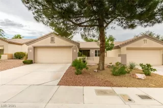 Photo #1: 2316700 Listing