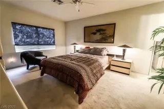 Photo #5: 2316702 Listing 