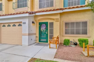 Photo #3: 2316733 Listing