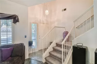 Photo #4: 2316733 Listing